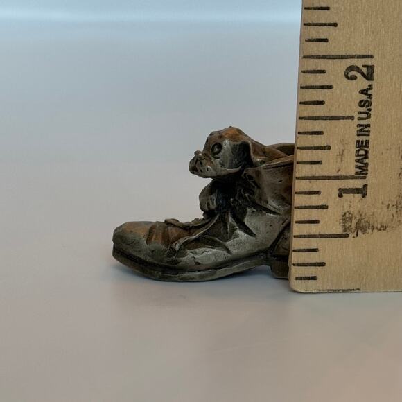 Vintage Hallmark Pewter Puppy in Shoe "No One Else Can Fill Your Shoes" Figurine - Picture 6 of 6